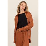 BUTTON-UP RELAXED OVERSIZED SHIRT: CHOCOLATE