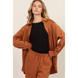 BUTTON-UP RELAXED OVERSIZED SHIRT: CHOCOLATE